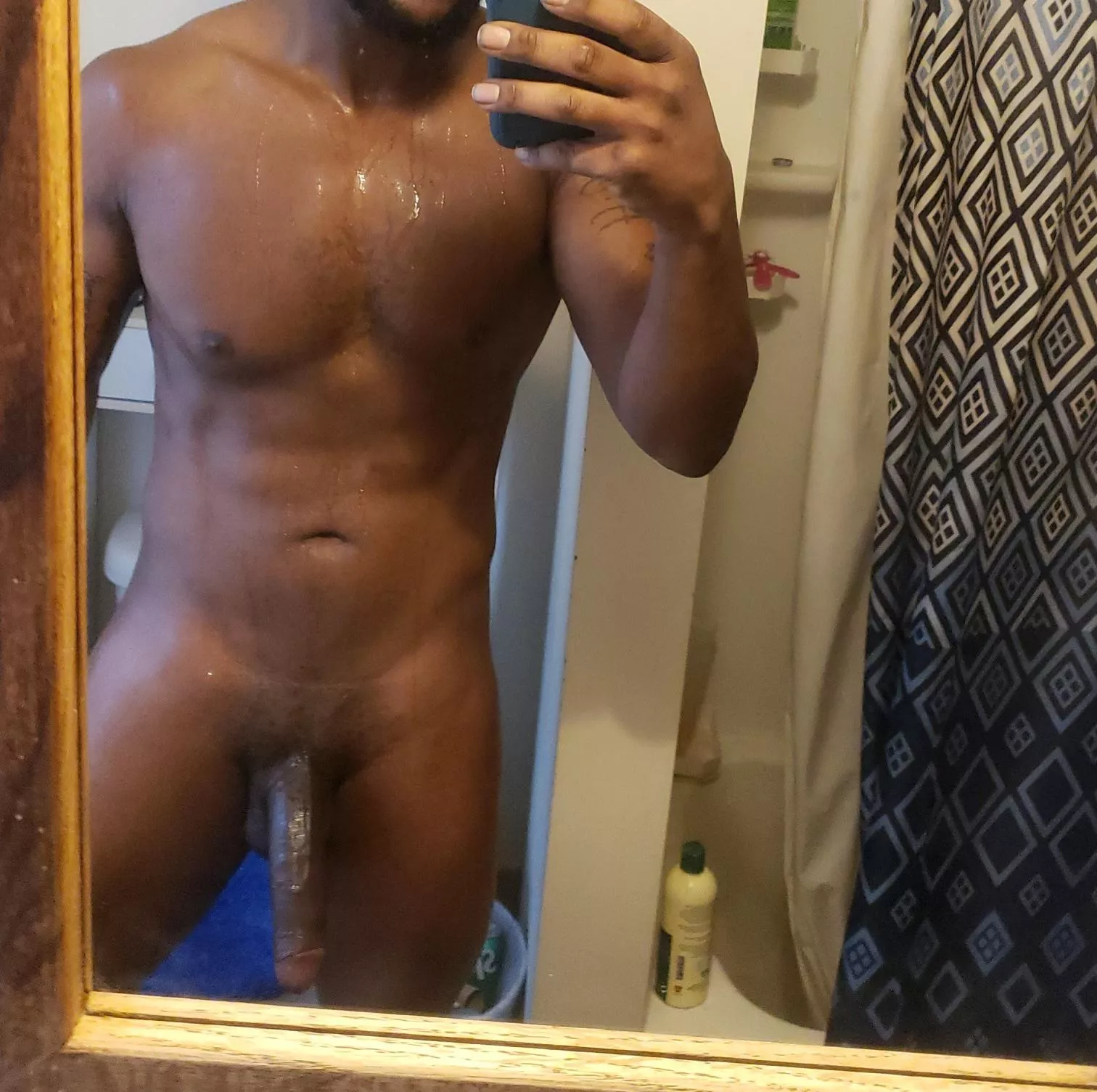 Cum help me dry off😉💦💦💦 posted by Physical_Cause_1531