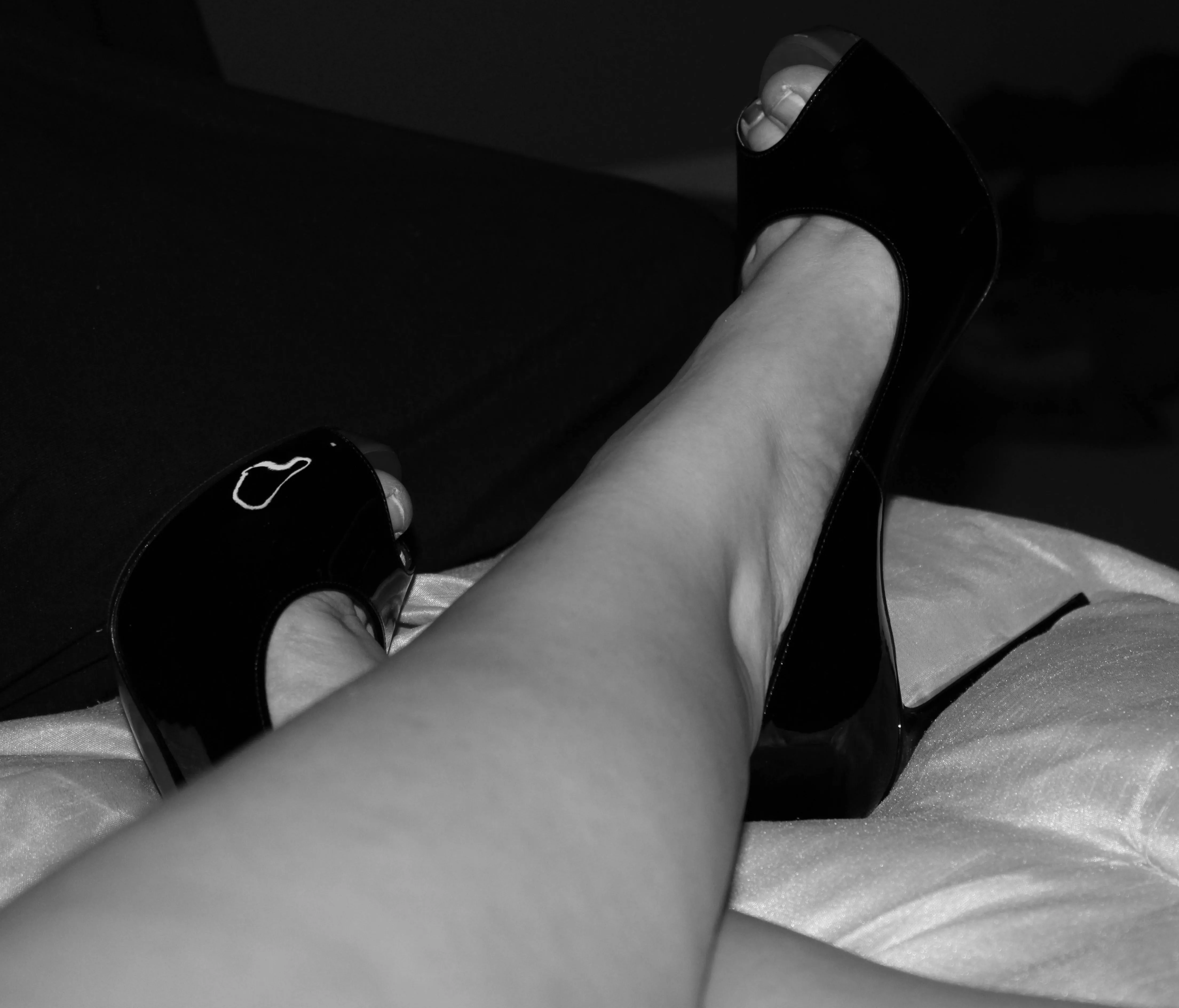 Current Situation - Pedicure: 👎 Heels: 👍 posted by LolMonies