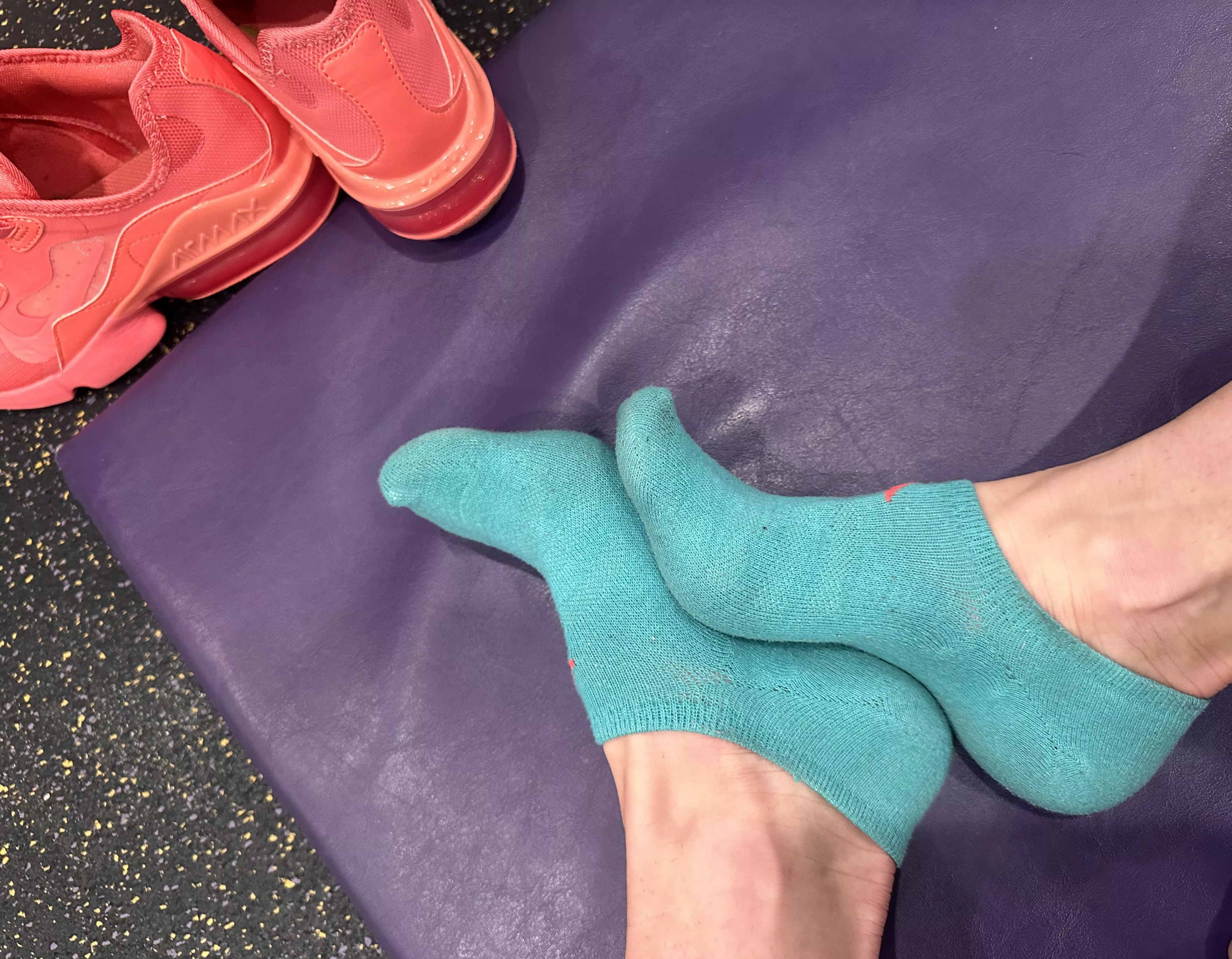 Follow the curves…oc posted by Mistresssuzies