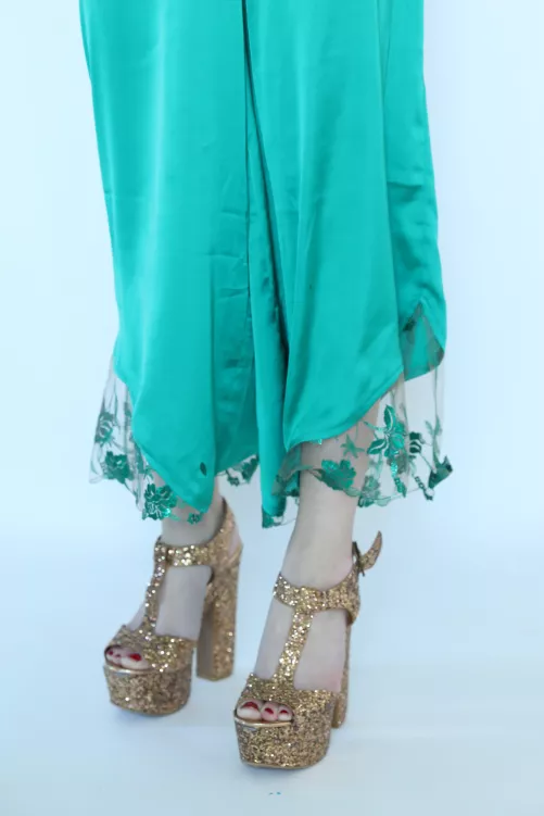 Glittery heels by sirenskiss3