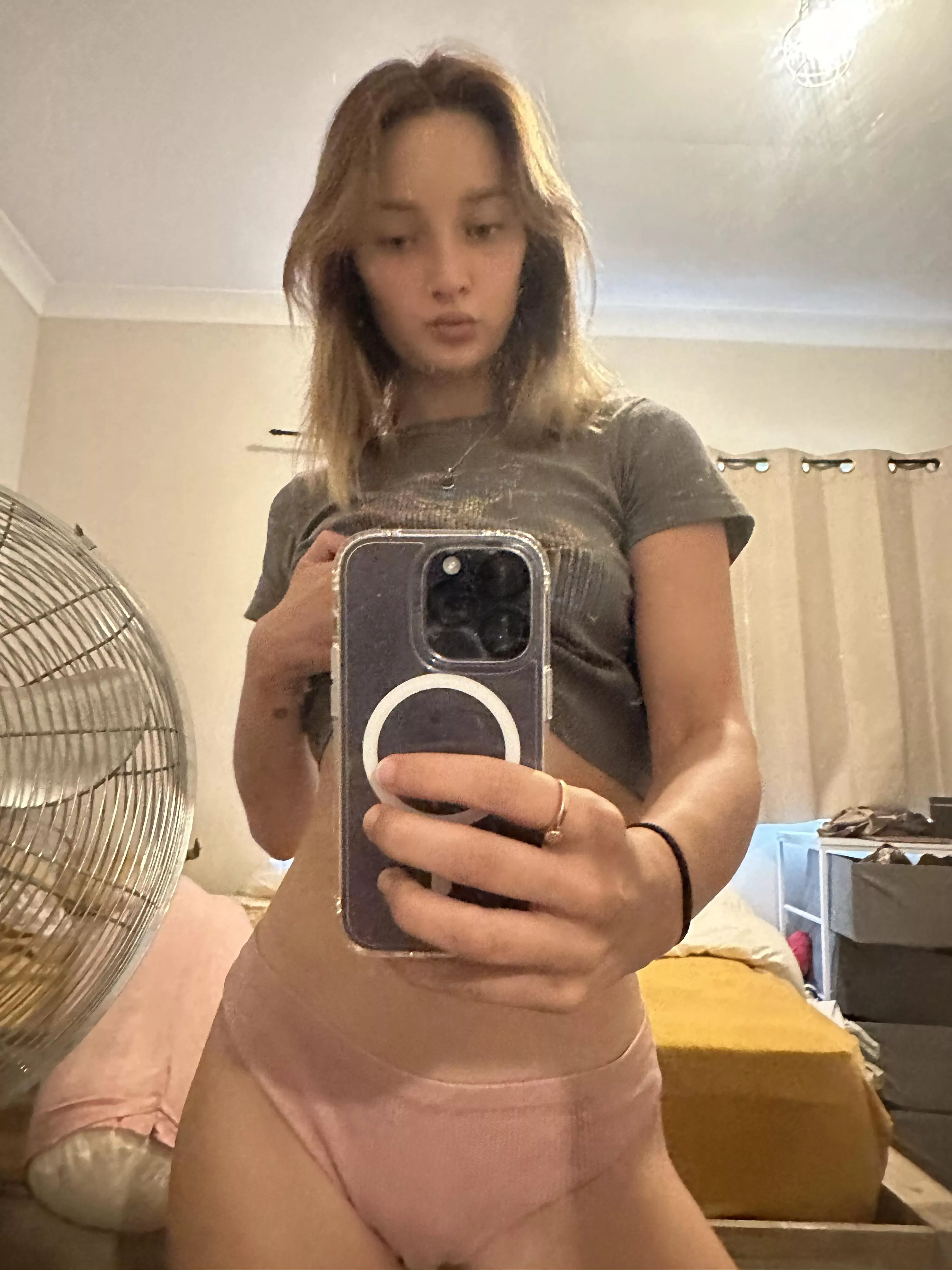 Good morning hunnies xo (f) posted by Secure_Bread7092