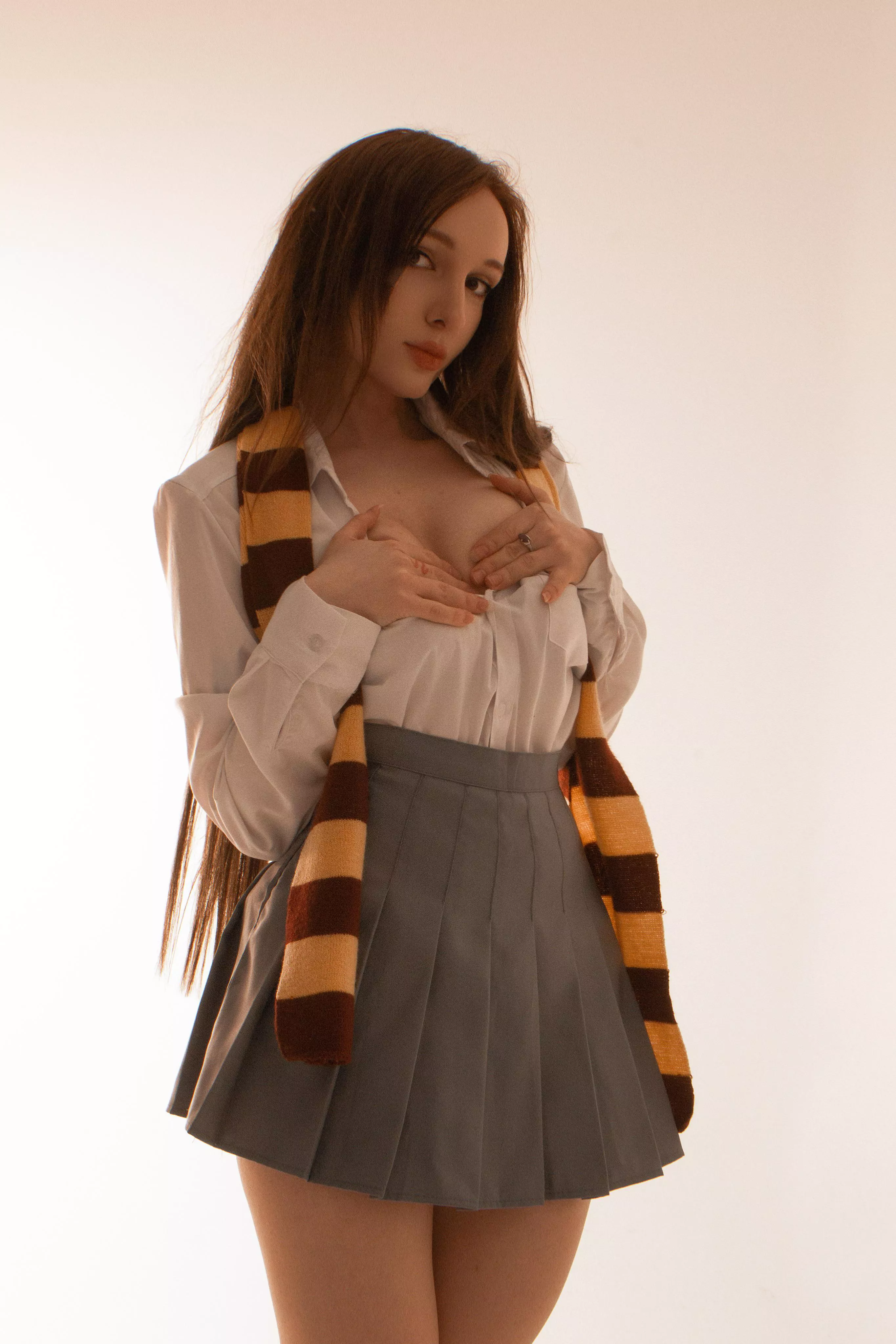 Griffindor girl by Hioshicos posted by Hioshicos
