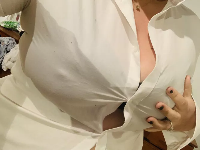 Hey boss, I want you to fuck me hard! by Brianasecretary