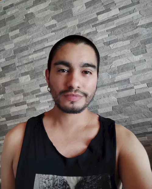 Hola! I hope everyone has a good week! Talk, write, sing, be serious, smile, run, walk, scream, cry, laugh... Always allow yourself to feel! 😊 by MauricioAlexis88