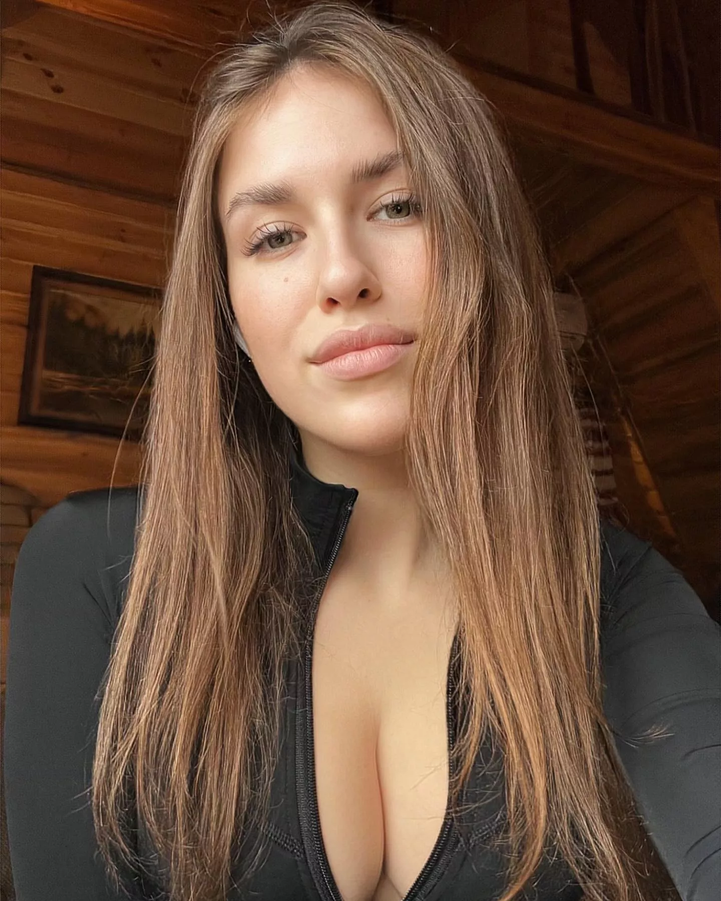 I desire only her heart 💓 [IUTR] posted by ChrissyCostanzaFan