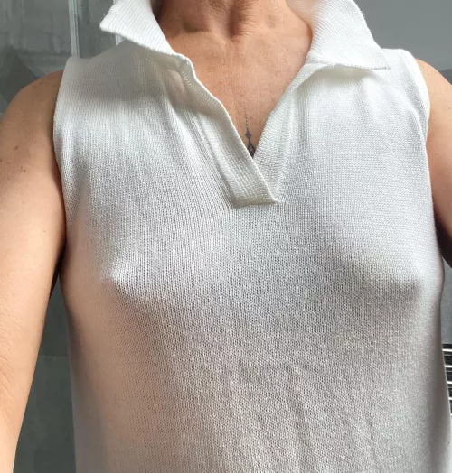 I never wear a bra if I don’t have to! by SSNK_XO