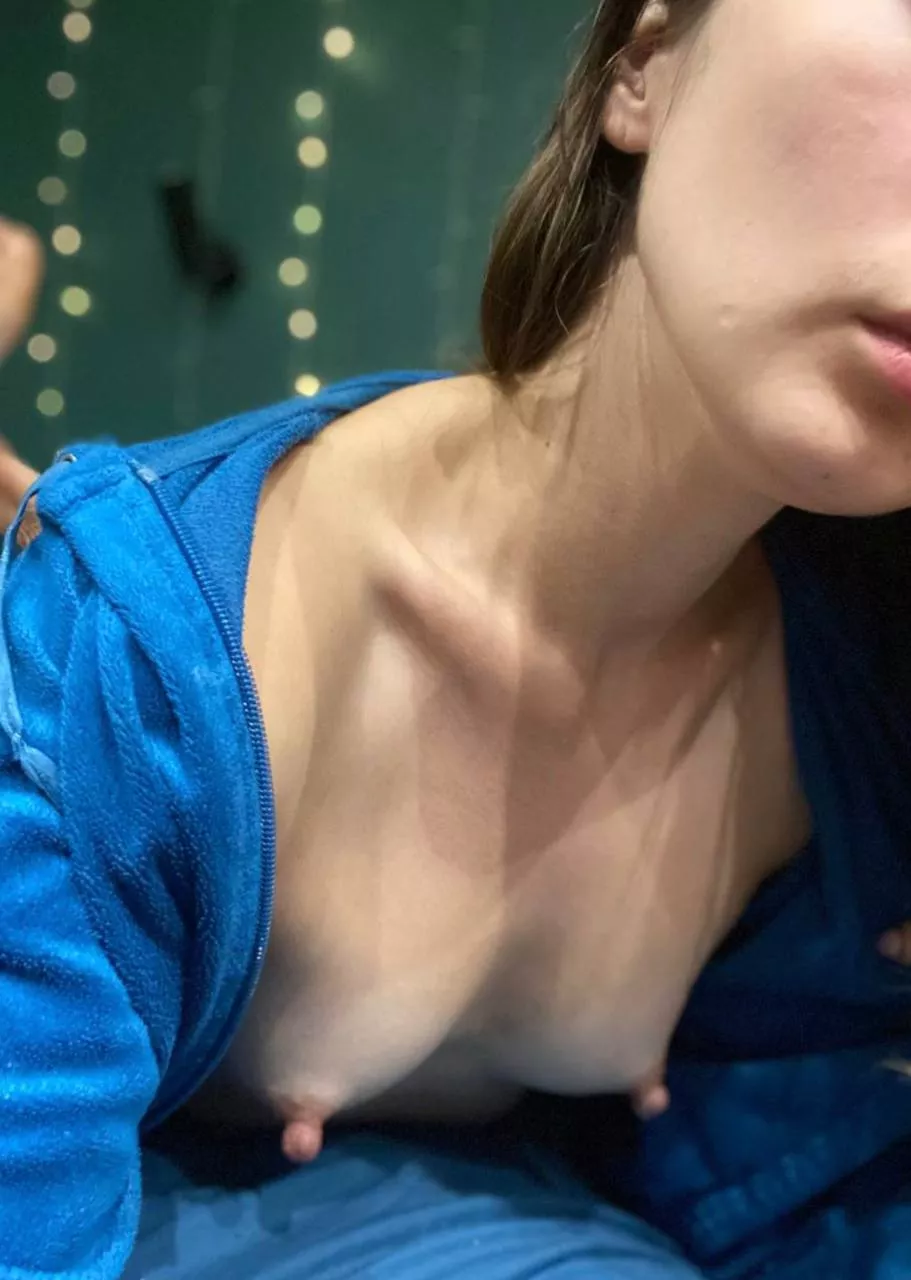 I would like you to touch me everywhere posted by SexyMissMe