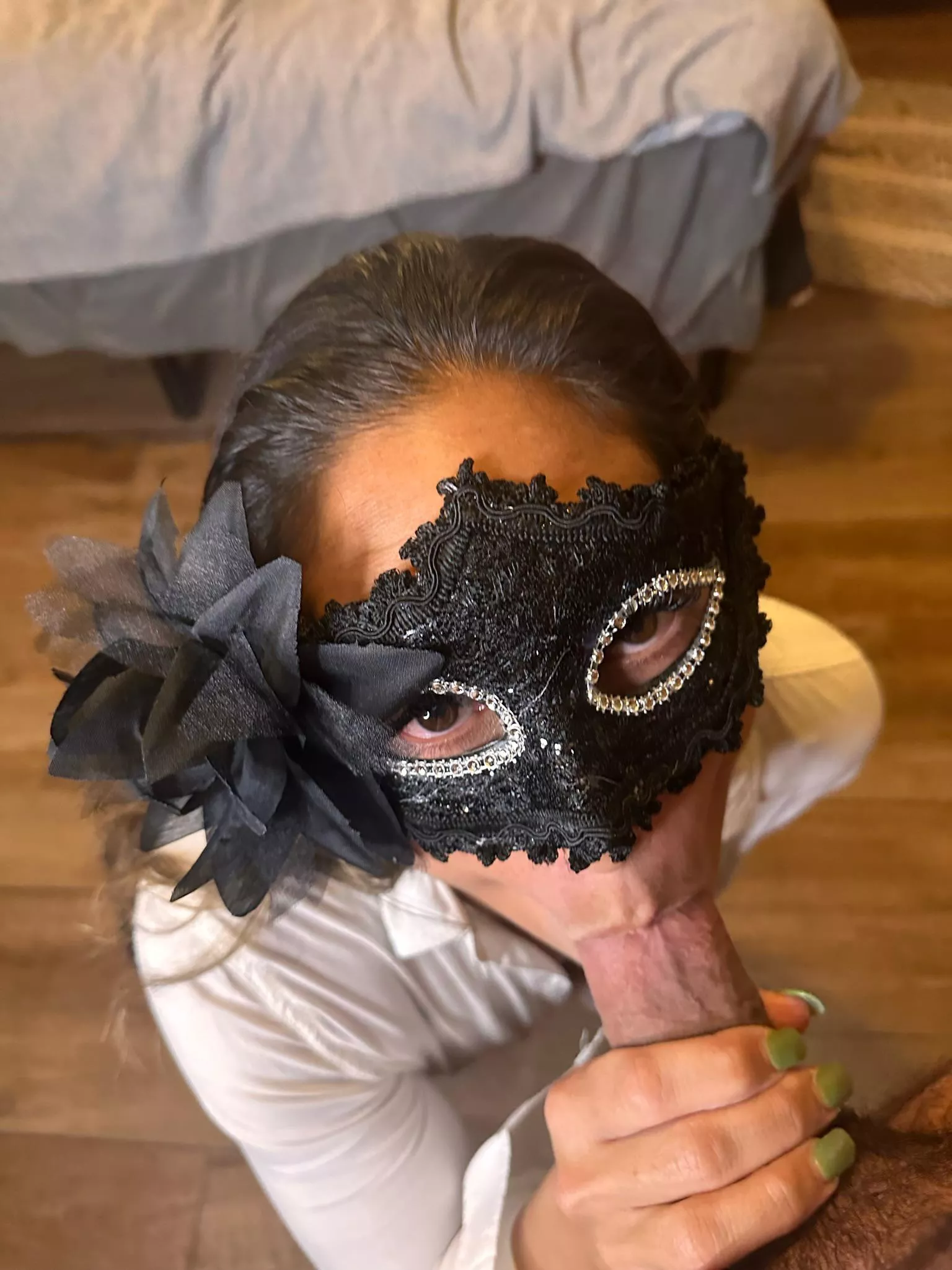 I’m going live tonight! With no mask! posted by Hottexasmom85