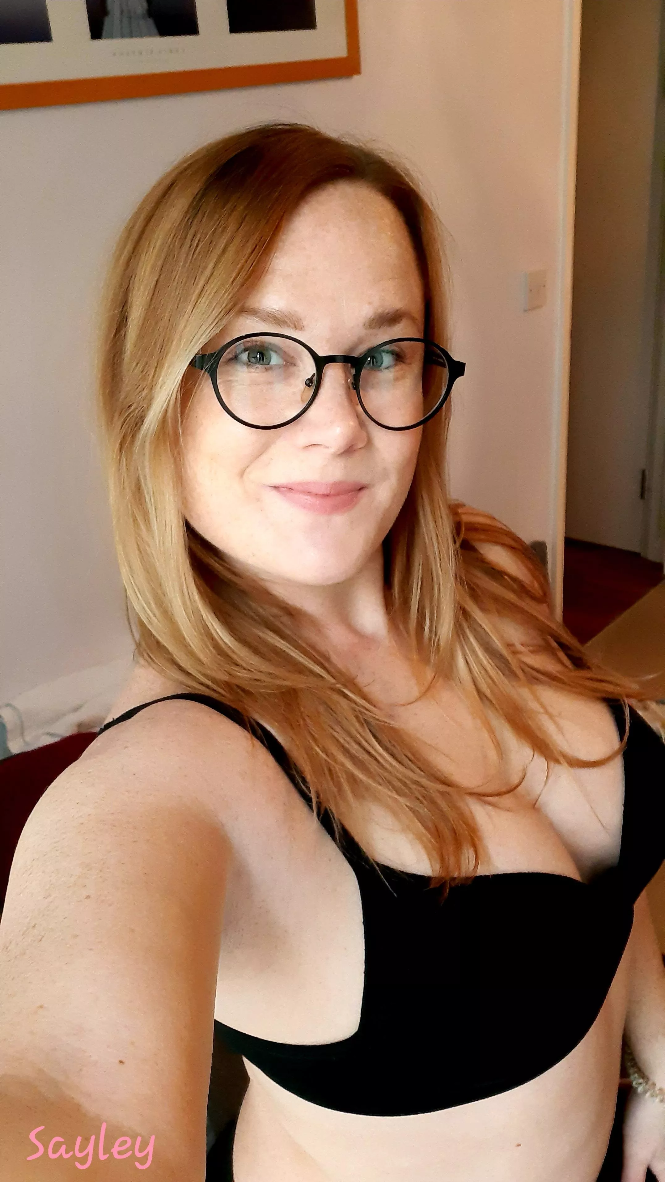 Let's lift those Monday smiles posted by Sayleywayley