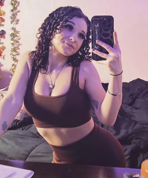 Little sweaty after my work out today by SwimmerShoddy7706