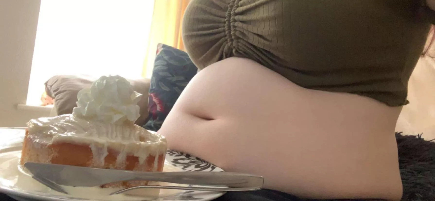 Maybe my midday snacks are the reason for my gain… posted by thicccherryxoxo