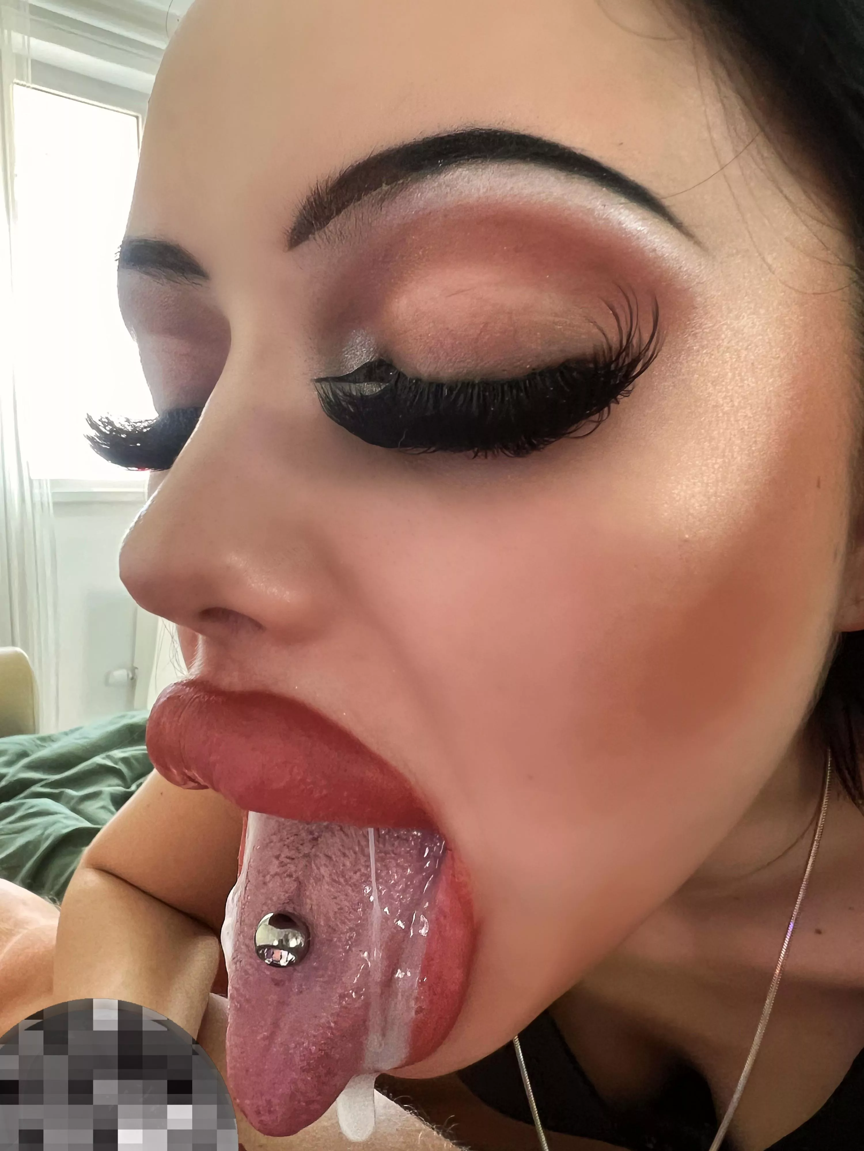 My bimbo mouth full 💦 posted by Fine-Ad2329
