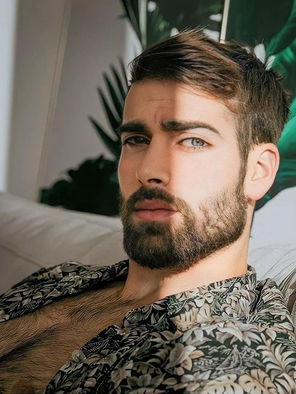 New haircut. I don't know if I should shave the chest hair. It's getting a bit wild. 😅 posted by Lorenzo7891