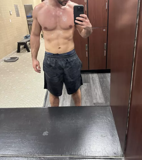 Post Pu(M)p .. how do I look ladies? by SecretAgentMan2024