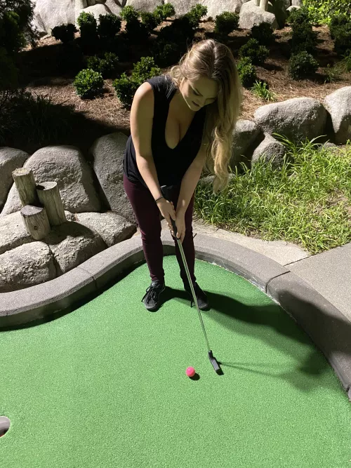 Scha-wing? by WhiSki_Chick