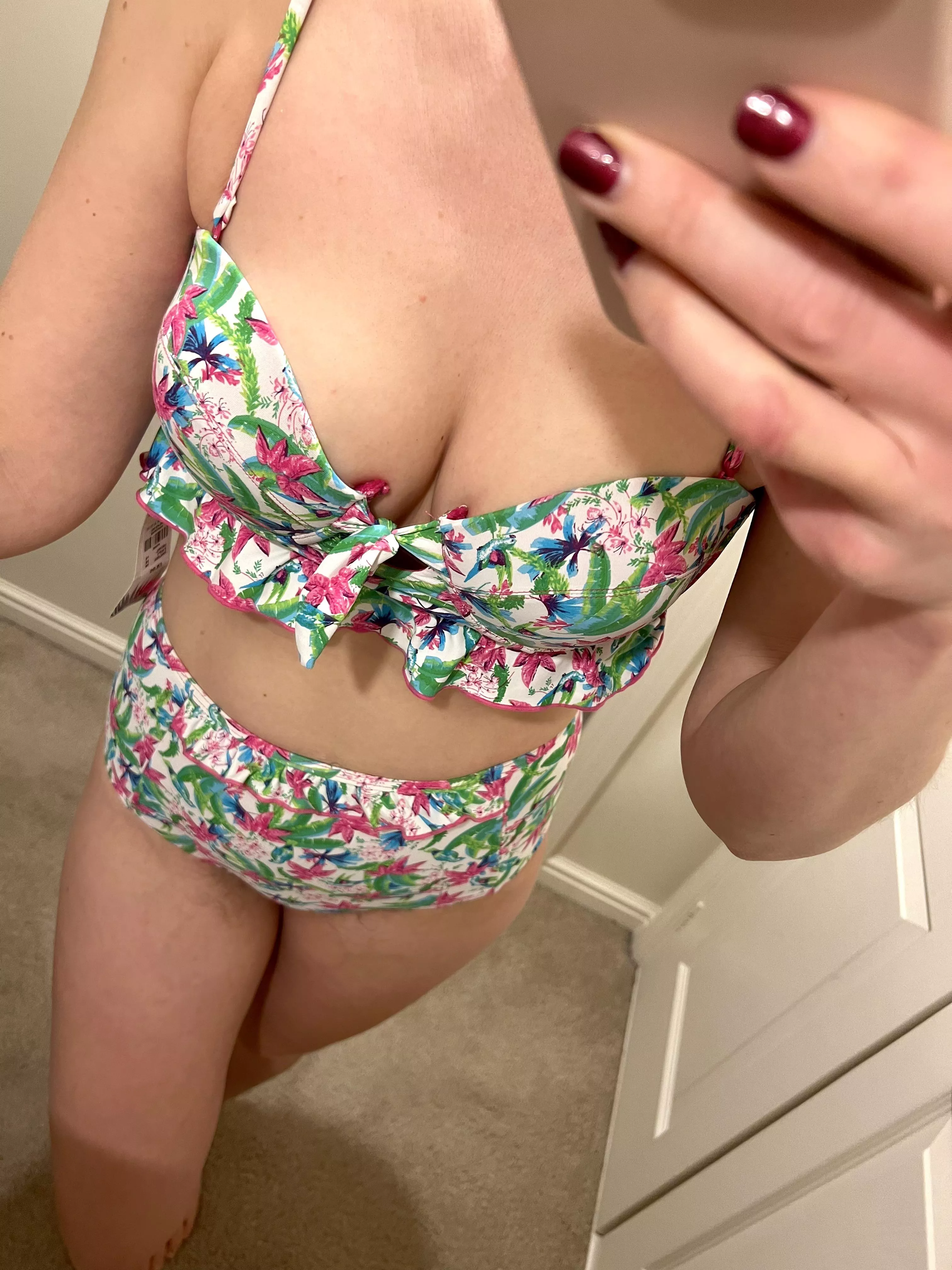 See you by the pool, hope to find you checking out my tits posted by thismumneedswine