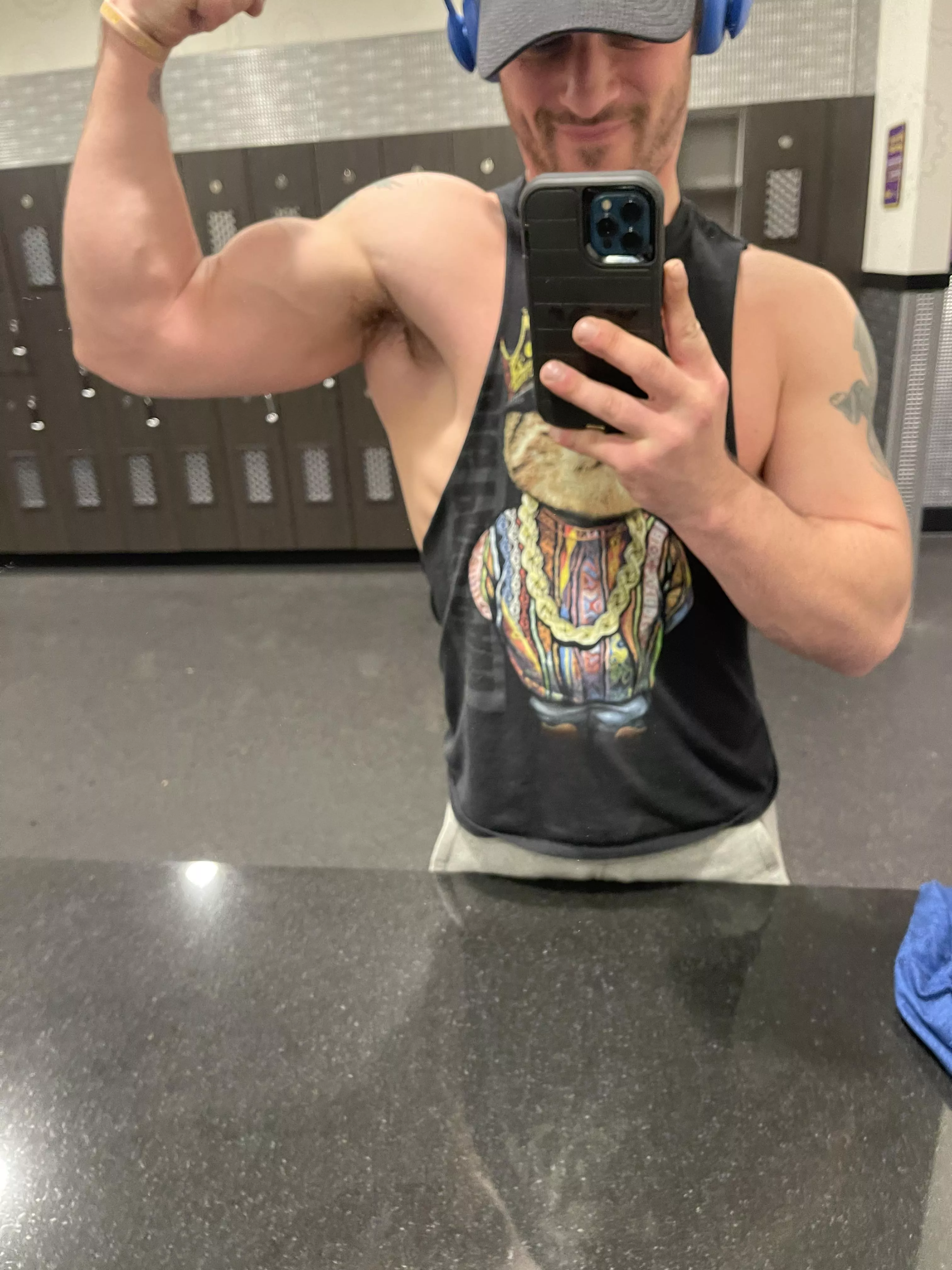 Sniff my stinky pits posted by nickrose623