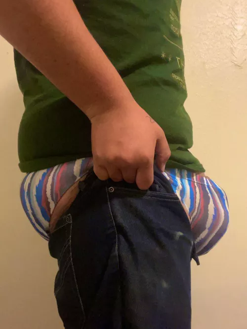 So big, it doesn’t fit by ILikeToPump