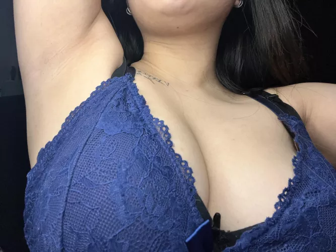 Sooo smooth do you like it? by Missjvuu