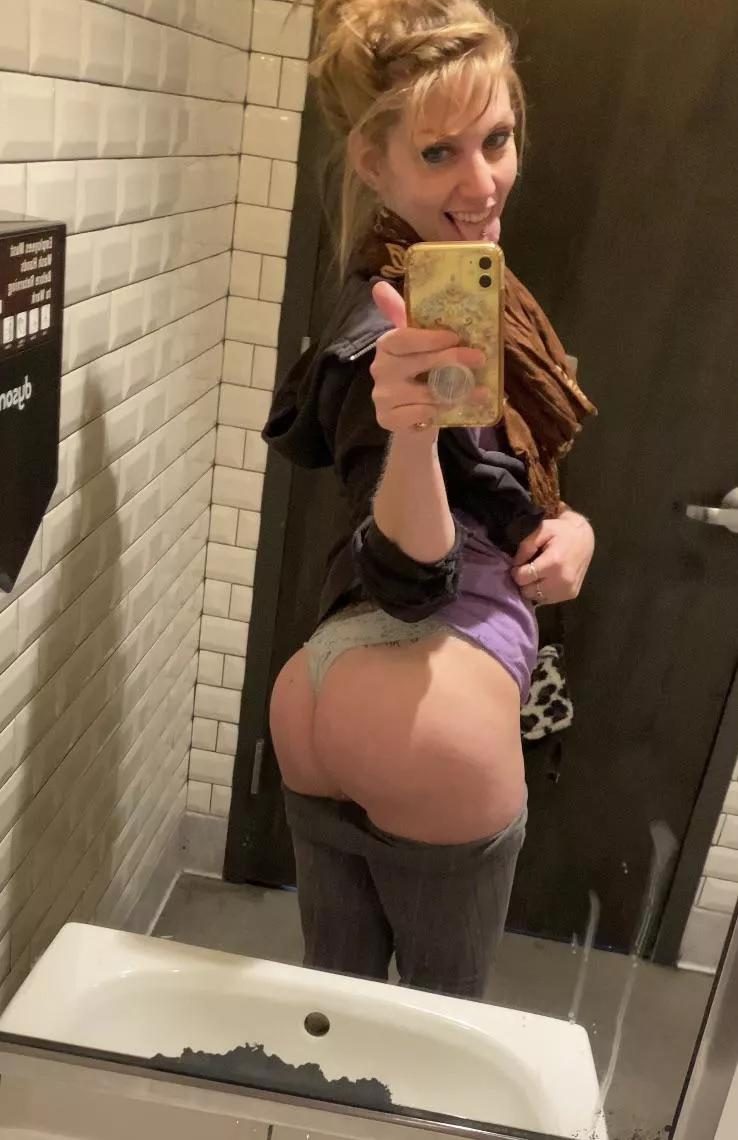 Tell me something I don’t know posted by NoraVines