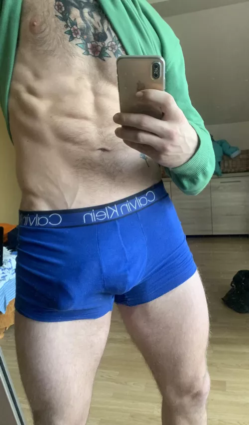 U dont need glasses for that by haael12