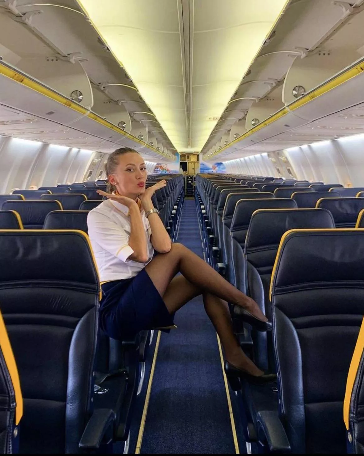 Welcome on board 🇪🇸 posted by arrayoutofbounds