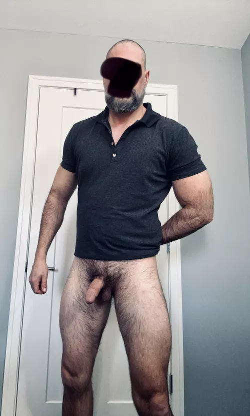 What’re U lookin at? by BaldTankMan