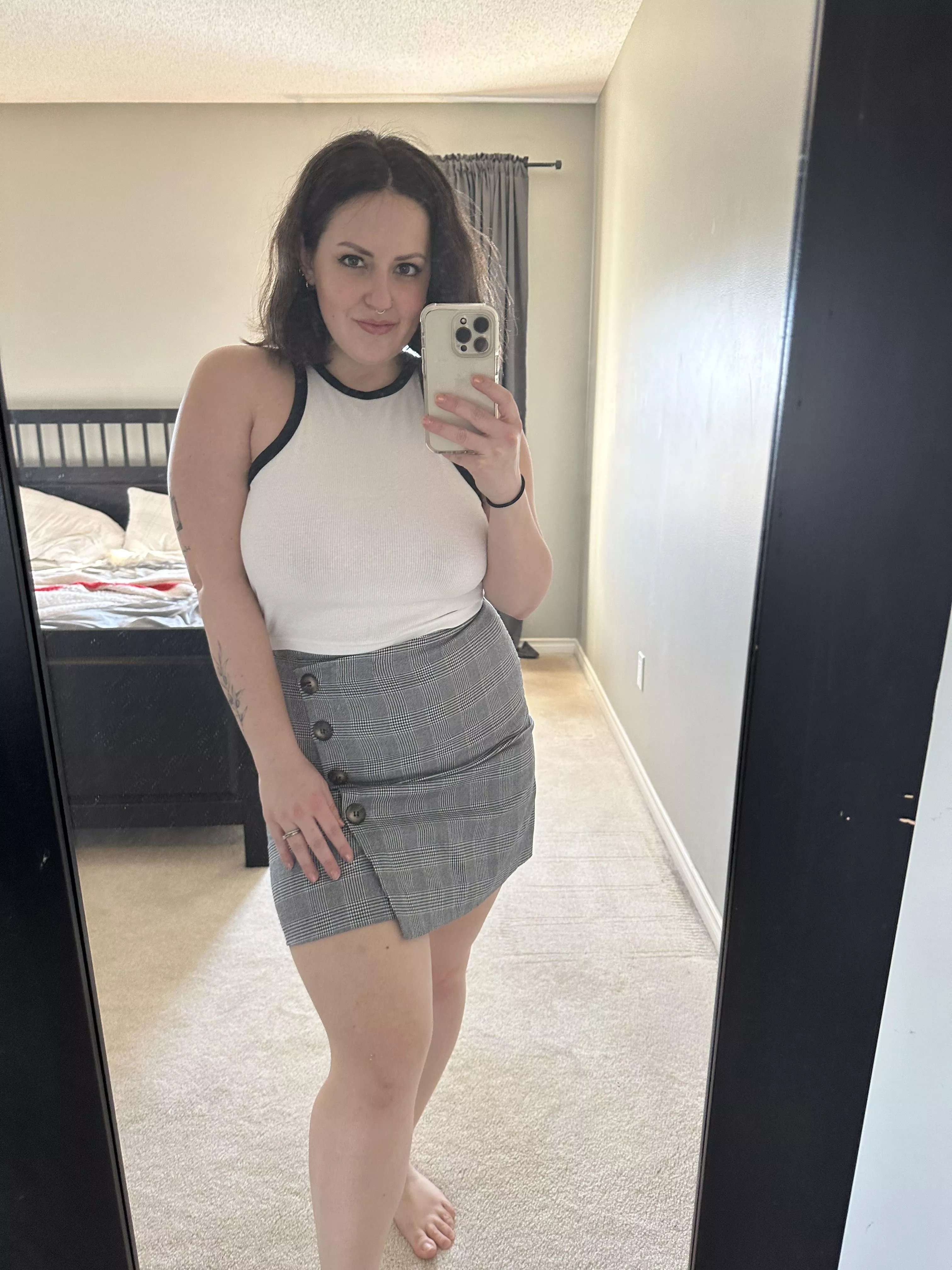 White tanks are the best, don’t you think!! posted by evie-zabelle