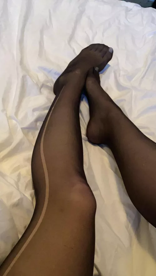 white toes 💗 by rileymjenner