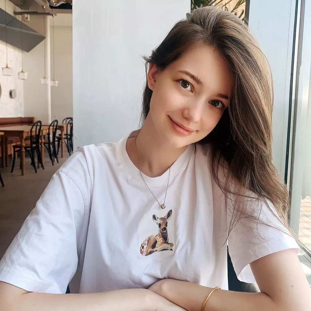 Anastasia Cebulska posted by sagar9175