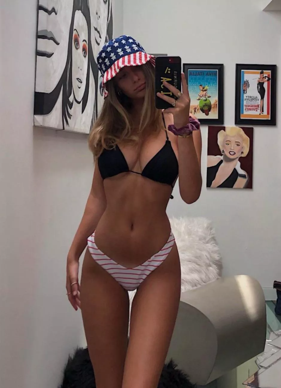 Bucket hat posted by stay_true_2