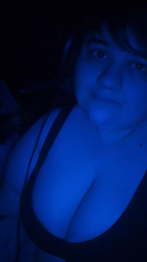 Can i be your gamer gf 🥺👉🏻👈🏻 by gothdadddy