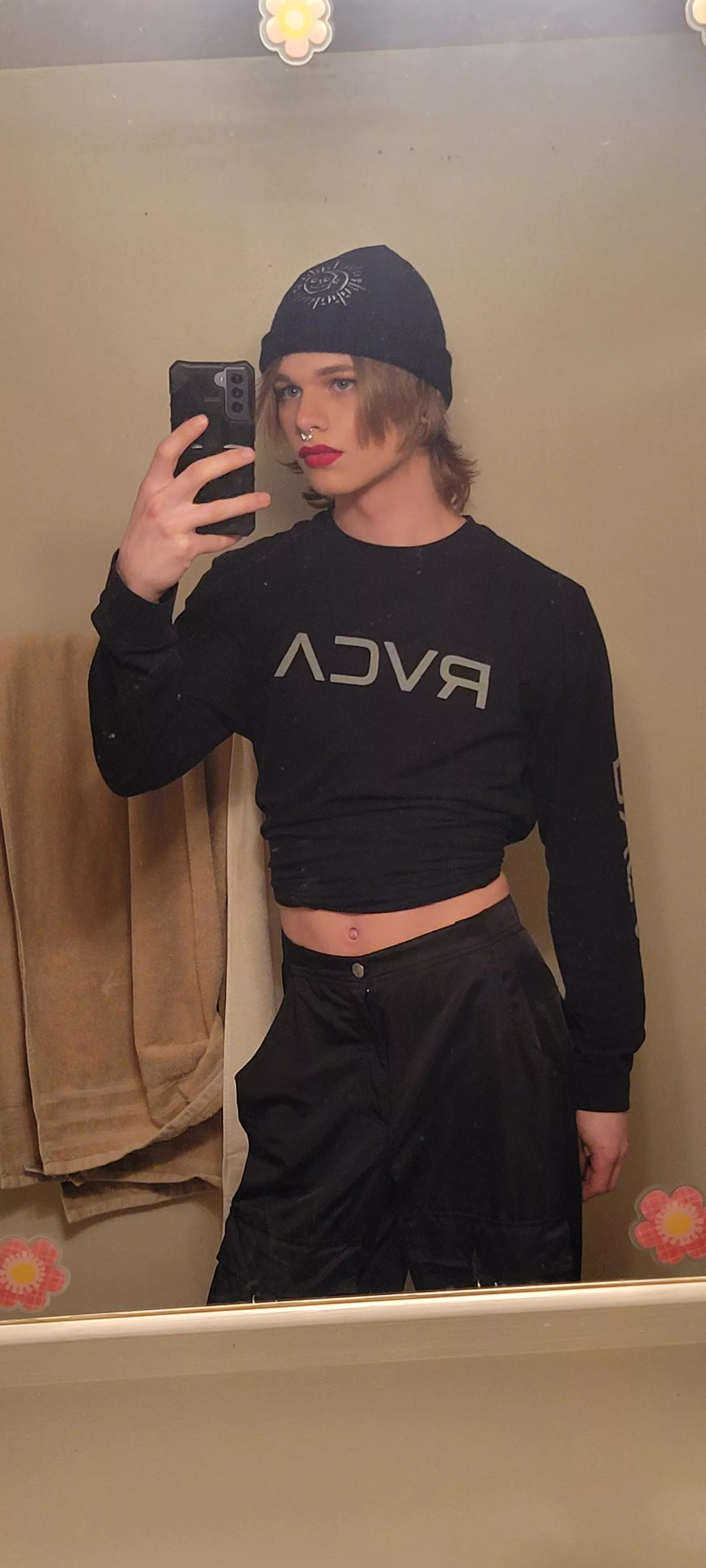 Can you guess what my favorite color is? posted by NeverEmptyHole