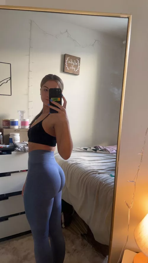 Fav leggings by laurenbauerr