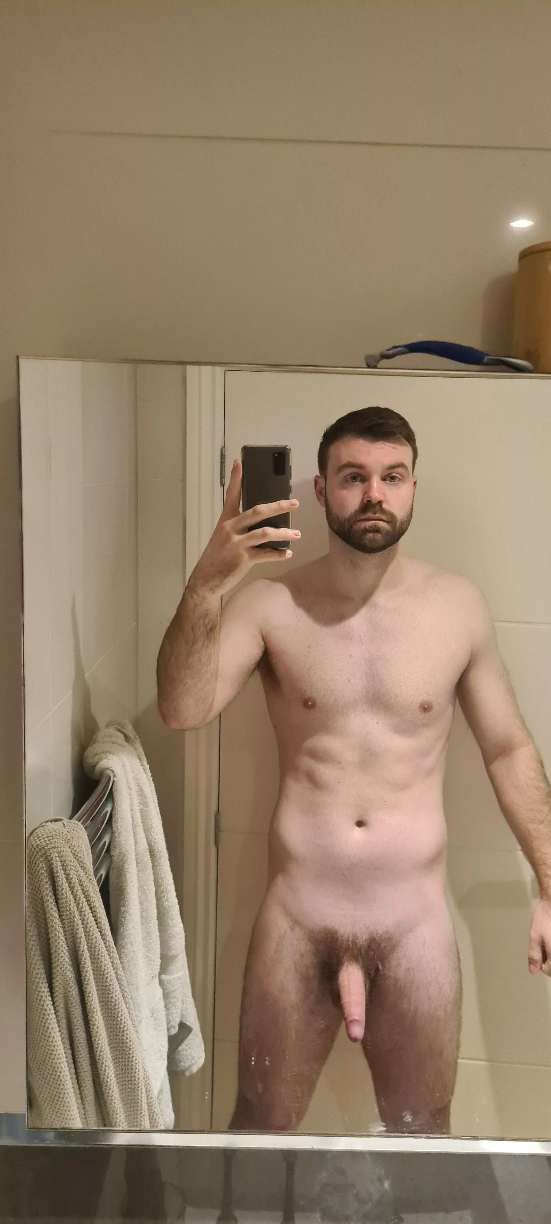 Good morning 😴 posted by atie12