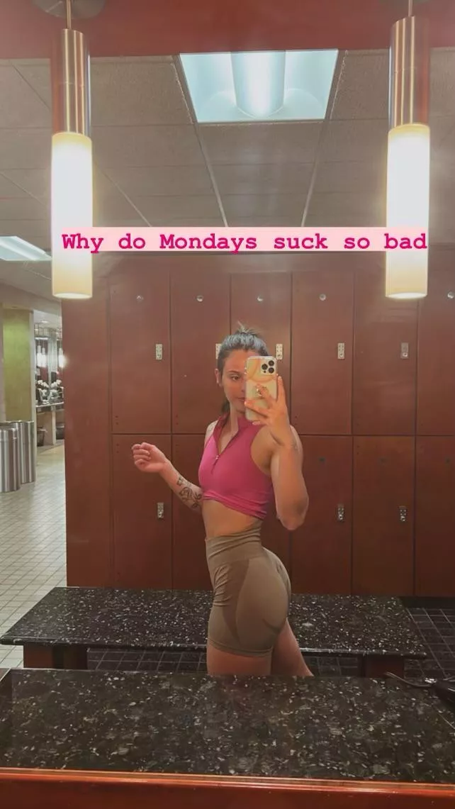 Happy Monday! posted by Hanakinsky420