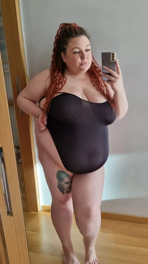 Hello by Alicemarsovabbw