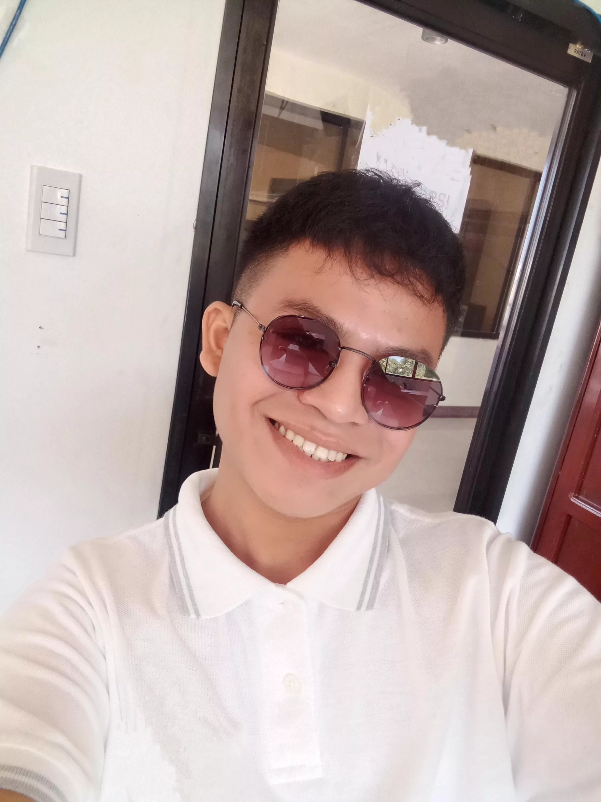 Hey, Single out there! posted by pisces_b