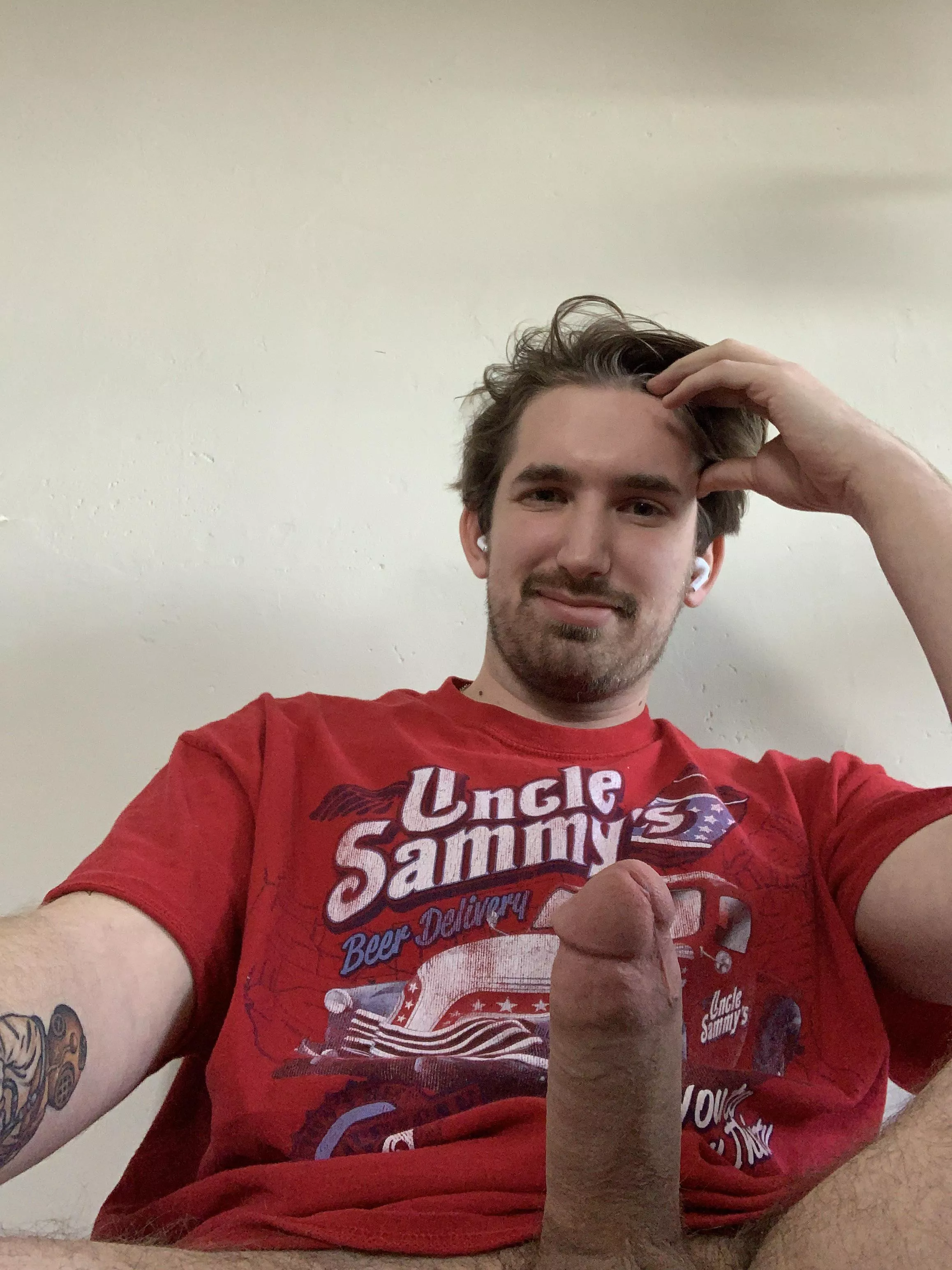 I just shaved but the beard is coming back in. Hopefully it still counts posted by uomini_