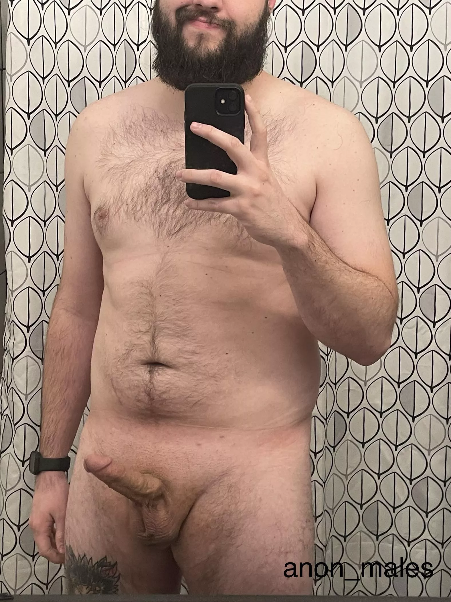 I shaved… but only to show off more of me. It’s smooth, wanna feel? Don’t worry my beard is still there to hold onto [29] [M] posted by anon_males