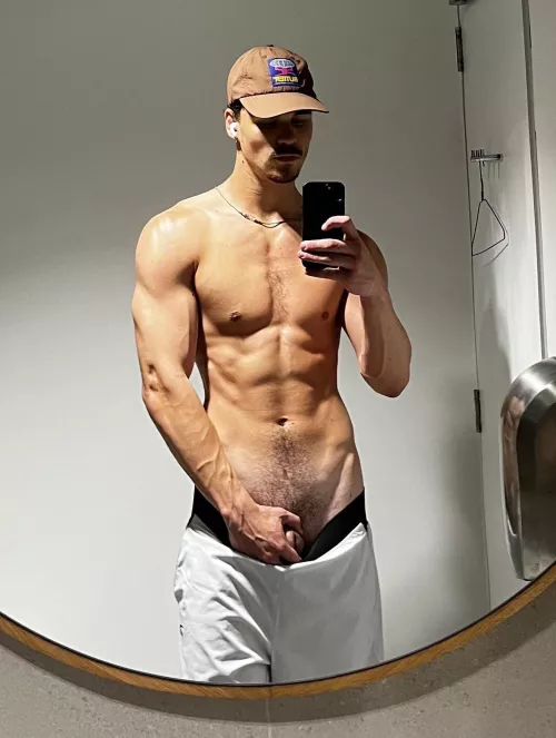 I’m looking for holes by revenoot