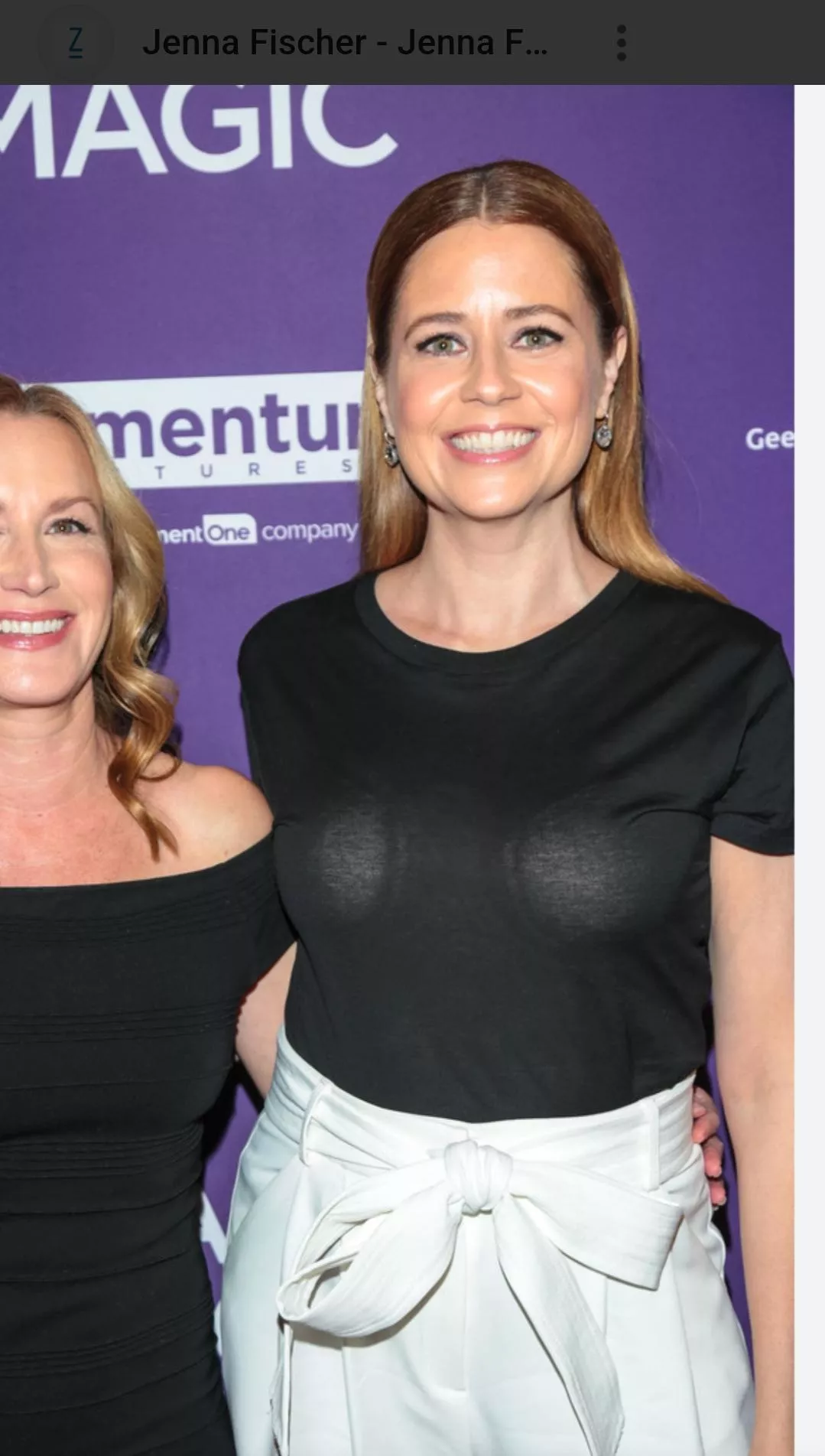 Jenna Fischer bra line posted by pbsred