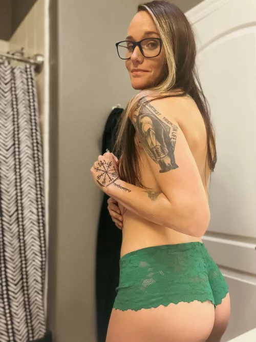 Just a little peek by mamaandthelittless