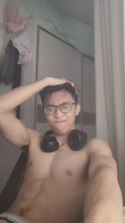 just had the very fun interaction of breaking up with my boyfriend by bannedhammers