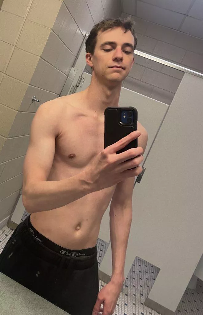 Lost a lot of weight from sickness 2 weeks ago but starting to gain it back, feeling confident in myself again! posted by cherriesxwine