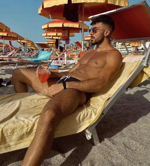 M (27)on the Beach by Timtimieto