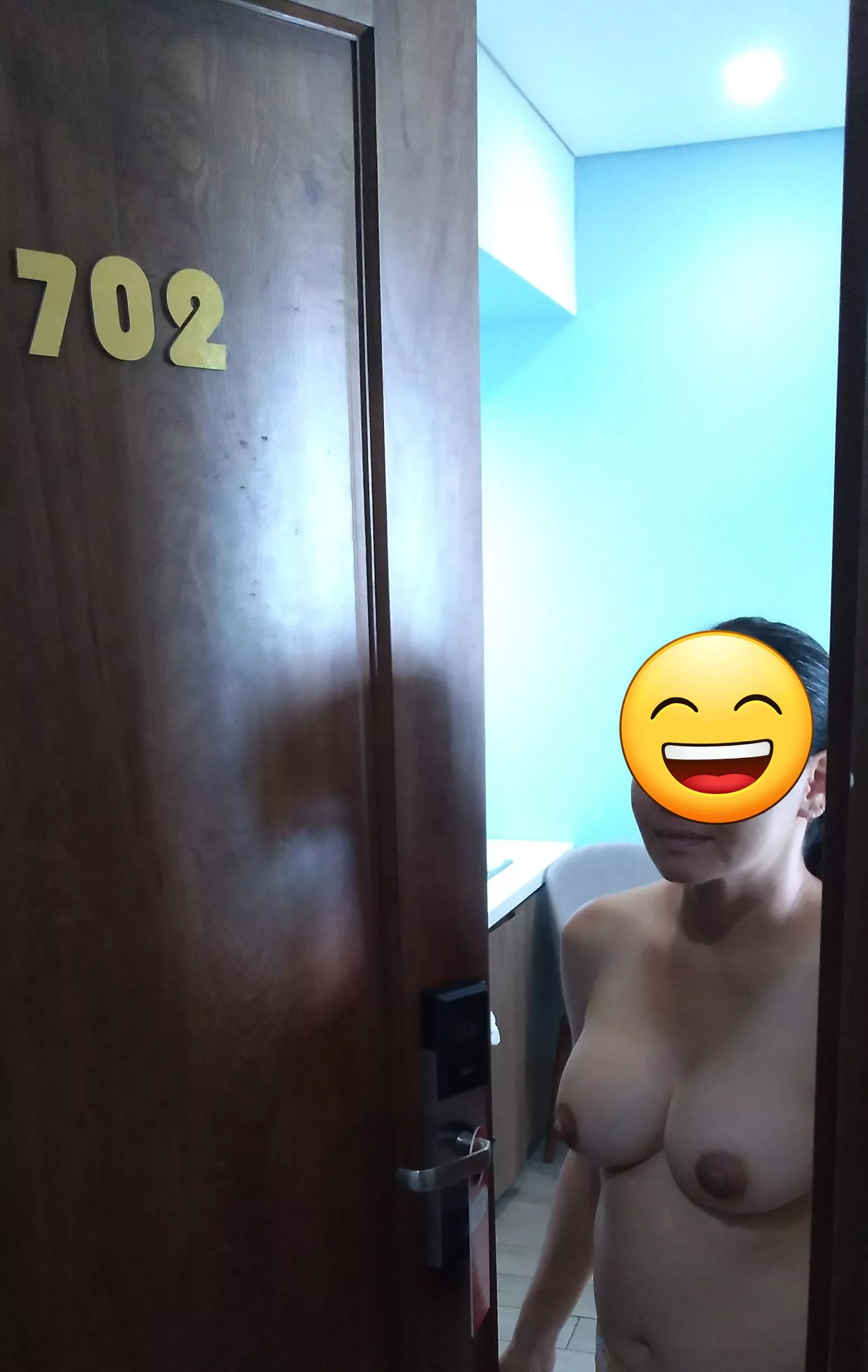 New room, New building, New city (f) posted by anyasianwilldue