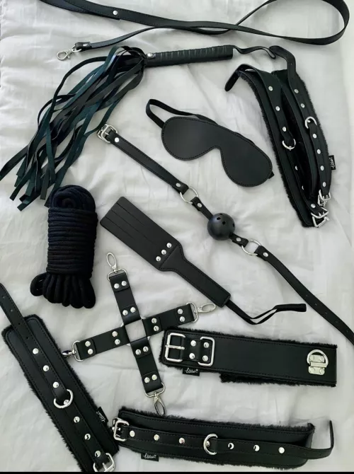 New toys were delivered today…who wants to play 😏🙌🏼 by goodvibes32