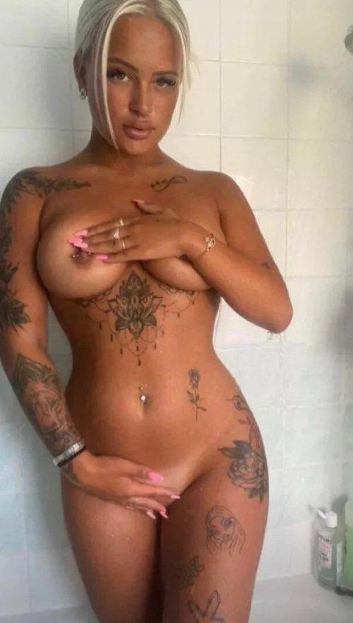 Nipple slip by caneira12