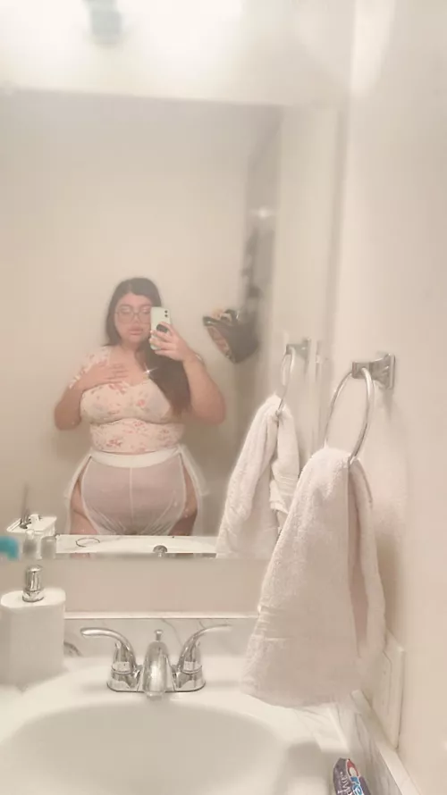 POV: I’m in your dream 💭 by Any_Difficulty_8774